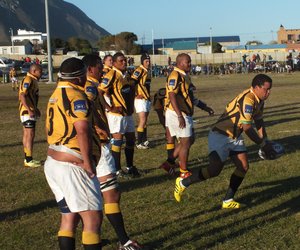 Montagu maak amok teen Black Leaves 